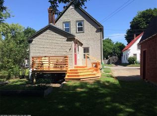 8 Halls Ln, Rockland, ME 04841