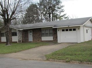 1145 Eastwood Dr, Booneville, AR 72927