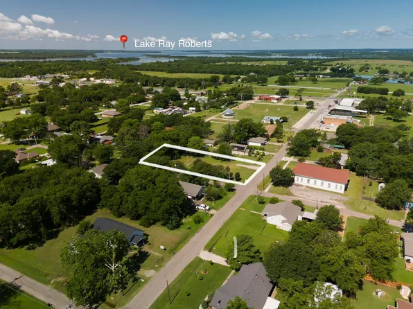 306 Gene Autry Dr, Tioga, TX 76271
