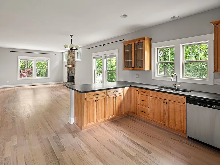 34 Pinecroft Rd — Photo 6