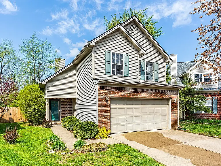 220 Strawberry Fields Rd — Photo 1