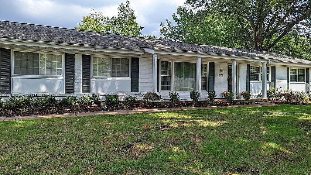 12811 Bellerive Estates Dr photo 1