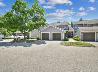 704 Mill Pond Dr #704, South Windsor, CT 06074