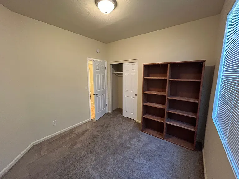 7025 Sandy Souza Way — Photo 15