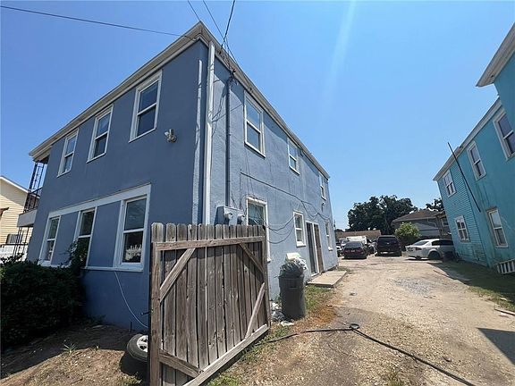 2nd image of 5525 Spain St