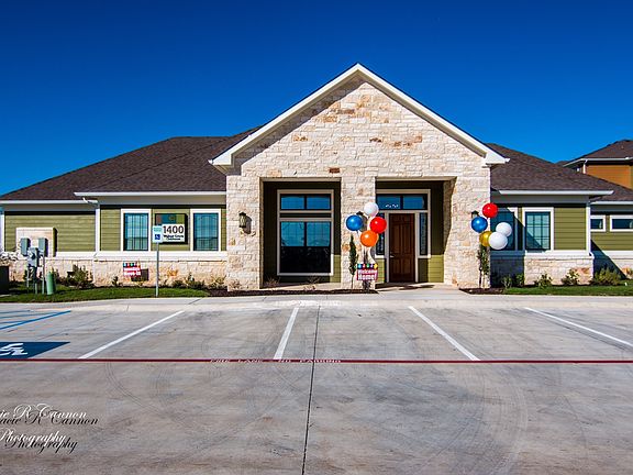 Walnut Grove Office and Clubhouse