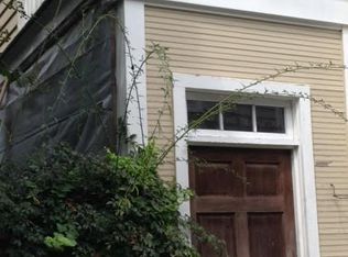 4 Michel Pl, Charleston, SC 29401