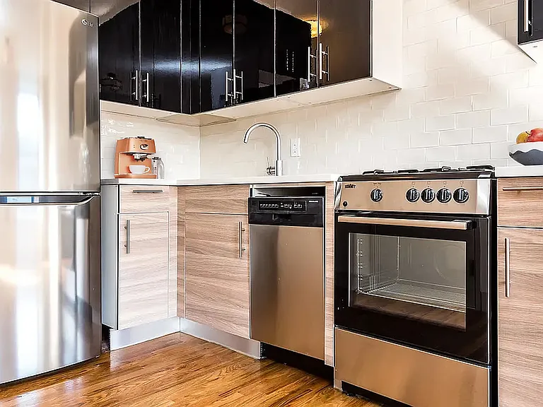 1223 Atlantic Ave #3R — Photo 10