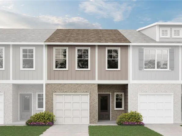 86 Vickers Point Dr, Fairburn, GA 30213