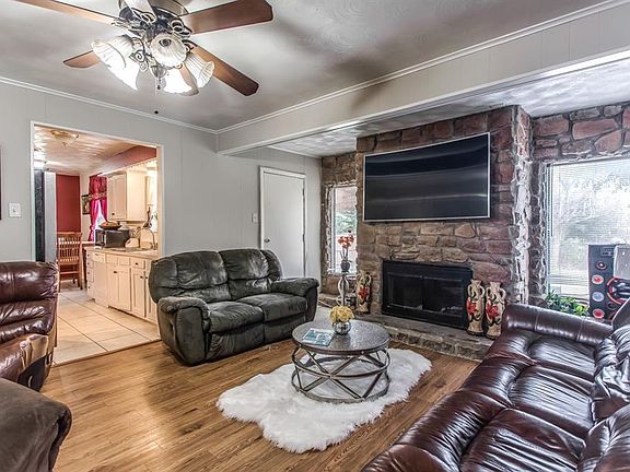 4th image of 2209 English Dr