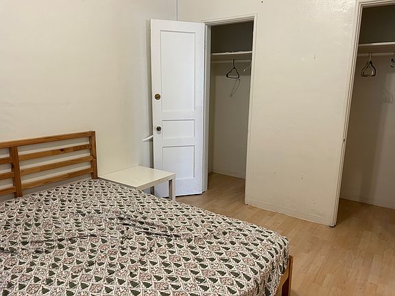 3rd image of 152 S Reeves Dr APT 104