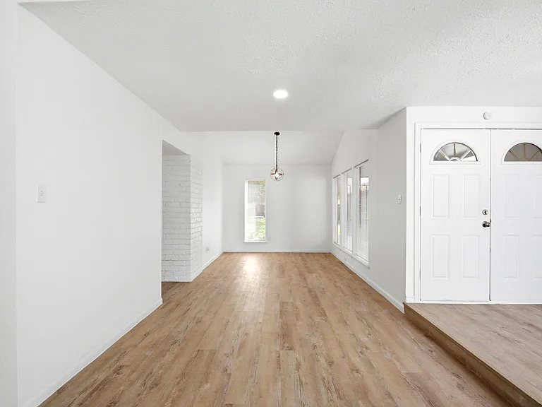 19407 Enchantford Ct — Photo 23