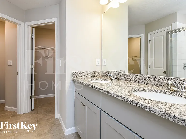 643 Lindbergh Way — Photo 10