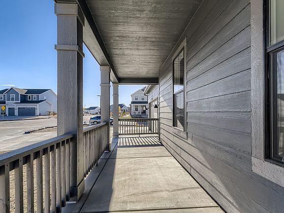 5th image of 1087 E Hopkins Dr