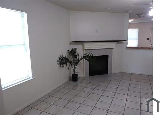 7315 Lapis Meadow Dr — Photo 6