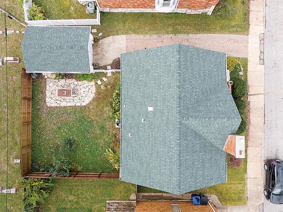 4th image of 5216 Sunshine Dr