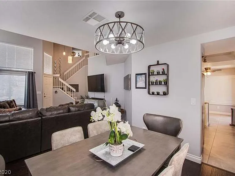 2437 Twin Flower Cir — Photo 16