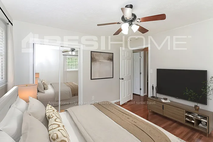 2141 Sandalwood Ln SW — Photo 12