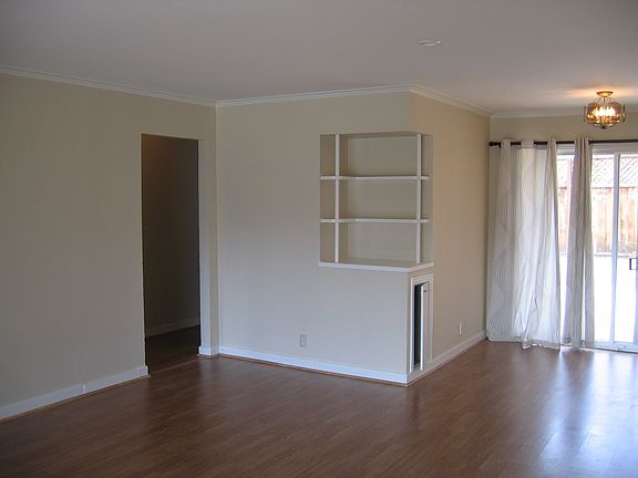 3rd image of 3926 Orinda Dr
