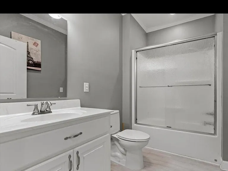 528 Azalea Dr — Photo 7