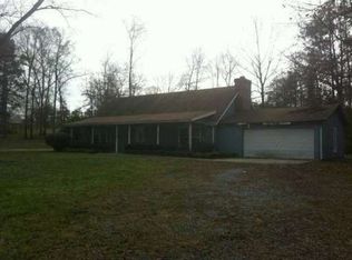 202 Ivey Dr NW, Calhoun, GA 30701