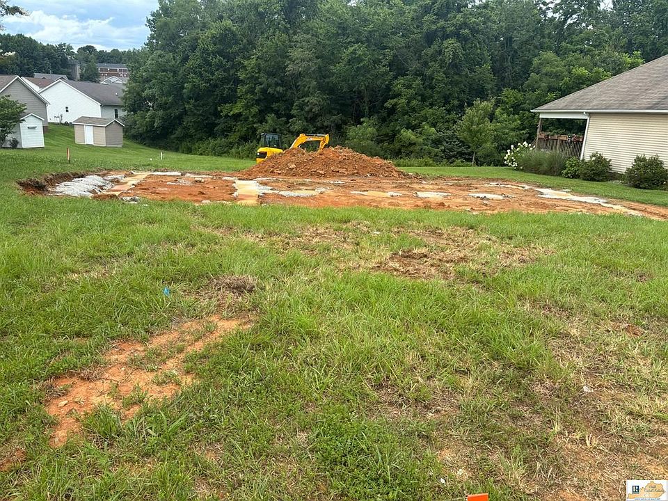 2nd image of 210 Ashkirk Ln