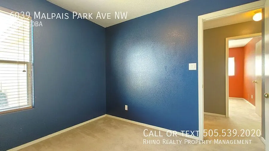 Cozy 3 Bedroom 2 Bathroom Home In The NW! — Photo 4