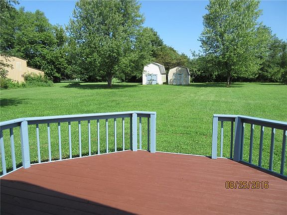 3rd image of 3424 W Meadowview Dr