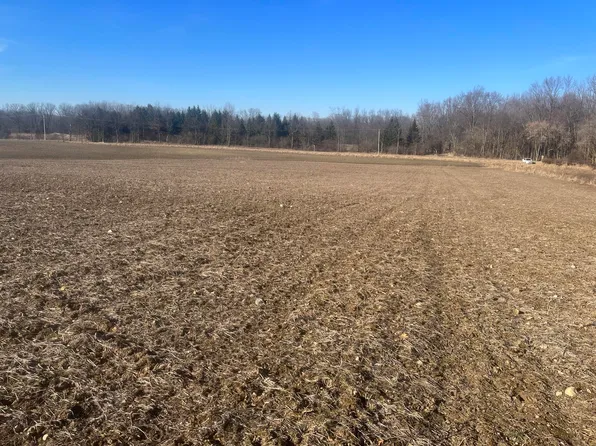 L Dr N, Marshall, MI 49068