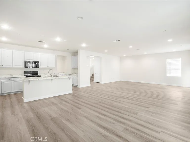 7682 Rotunda Ct — Photo 5