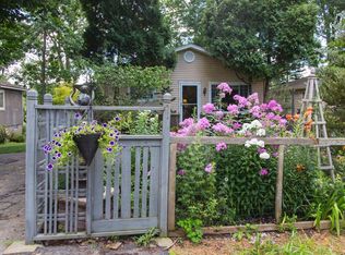 11970 Maxfield Blvd, Hartland, MI 48353