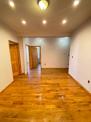 Rented by The Brokerage Group LLC | media 23