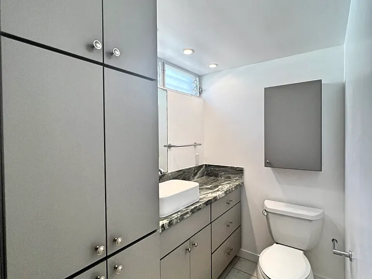 350 Aoloa St #B214 — Photo 19