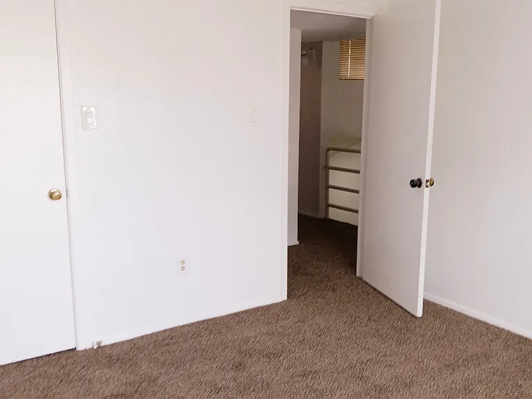 12915 Burninglog Ln — Photo 4