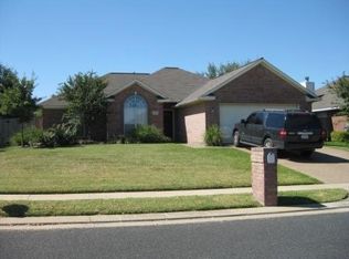 3701 Chantal Cir, College Station, TX 77845