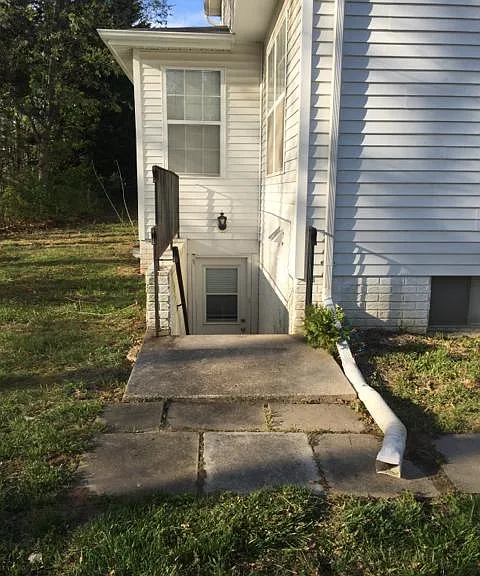 9703 Mount Royal Ct — Photo 3