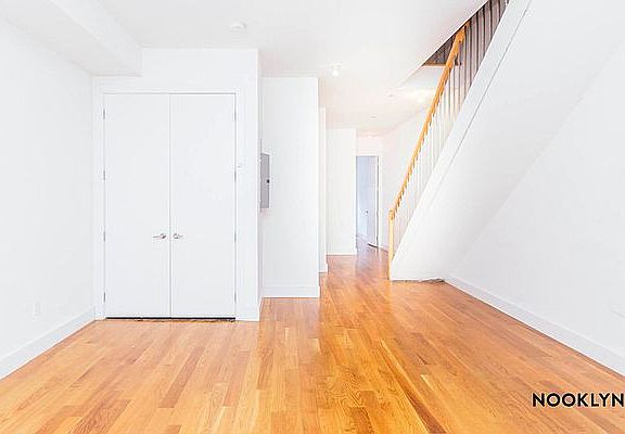 3rd image of 36 Meserole St #1