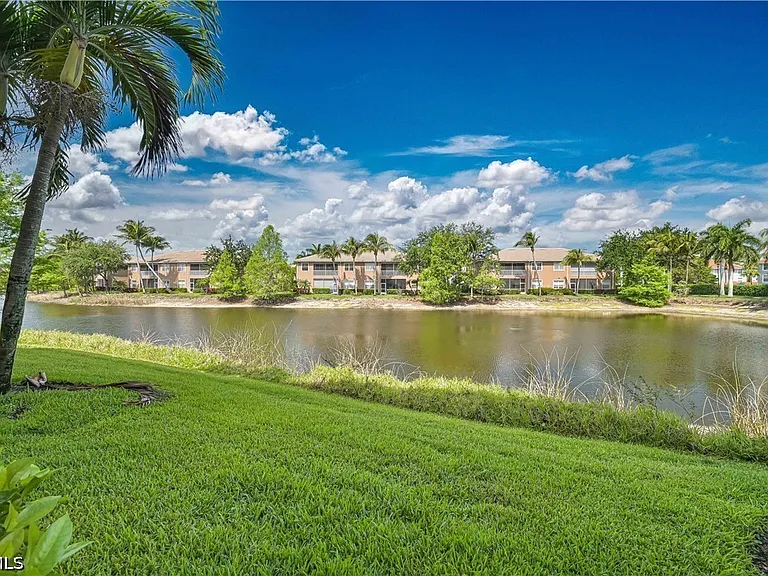 9601 Spanish Moss Way #3613 — Photo 5