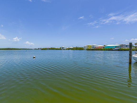 4th image of 62 Coco Plum Dr