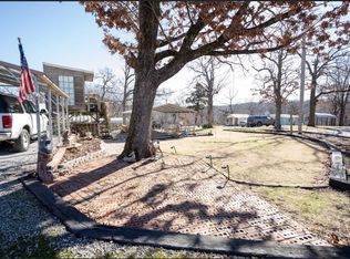 134 Grandview Cir, Locust Grove, OK 74352