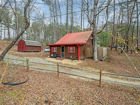 27 Banjo Way, Ellijay, GA 30540