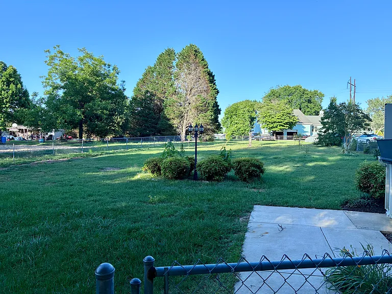49 Baysprings Ct — Photo 4