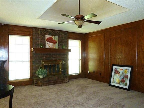 4th image of 125 Fairmount Dr