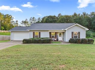 19686 Wenwood Cir, Berry, AL 35546