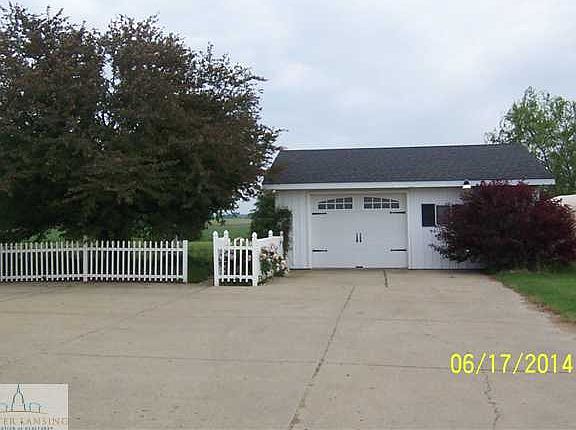 just a great country 4 bedroom home with acreage and an extra out building great for anything you might need to use it for