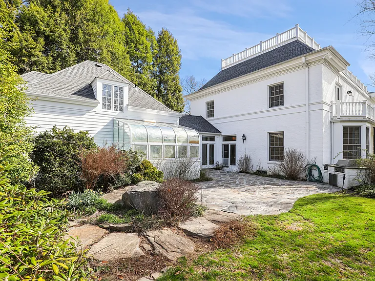 32 Orchard Dr — Photo 22