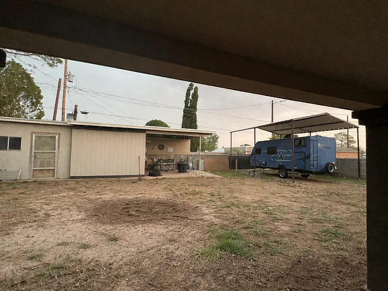 2918 Piedras Rd — Photo 21
