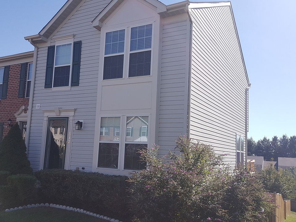 1st image of 512 Constant Ridge Ct