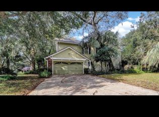 1917 Lakeside Dr S, Fernandina Beach, FL 32034