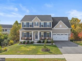 105 Cabbage White Dr, Lake Frederick, VA 22630